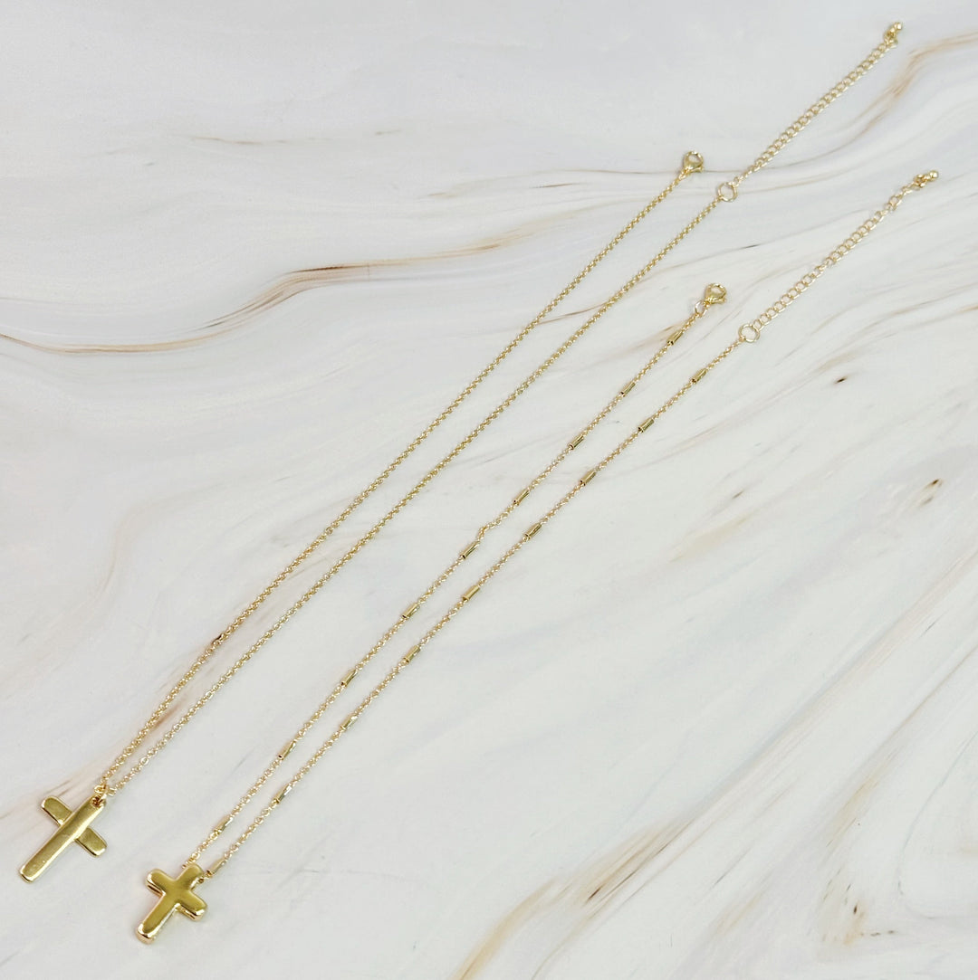 Pretty Chain Cross Necklace Set Of 2-3